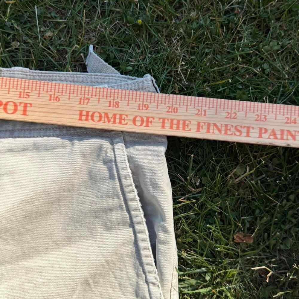 American-eagle-outfitters Men's Cream and Tan Shorts - Picture 3 of 6